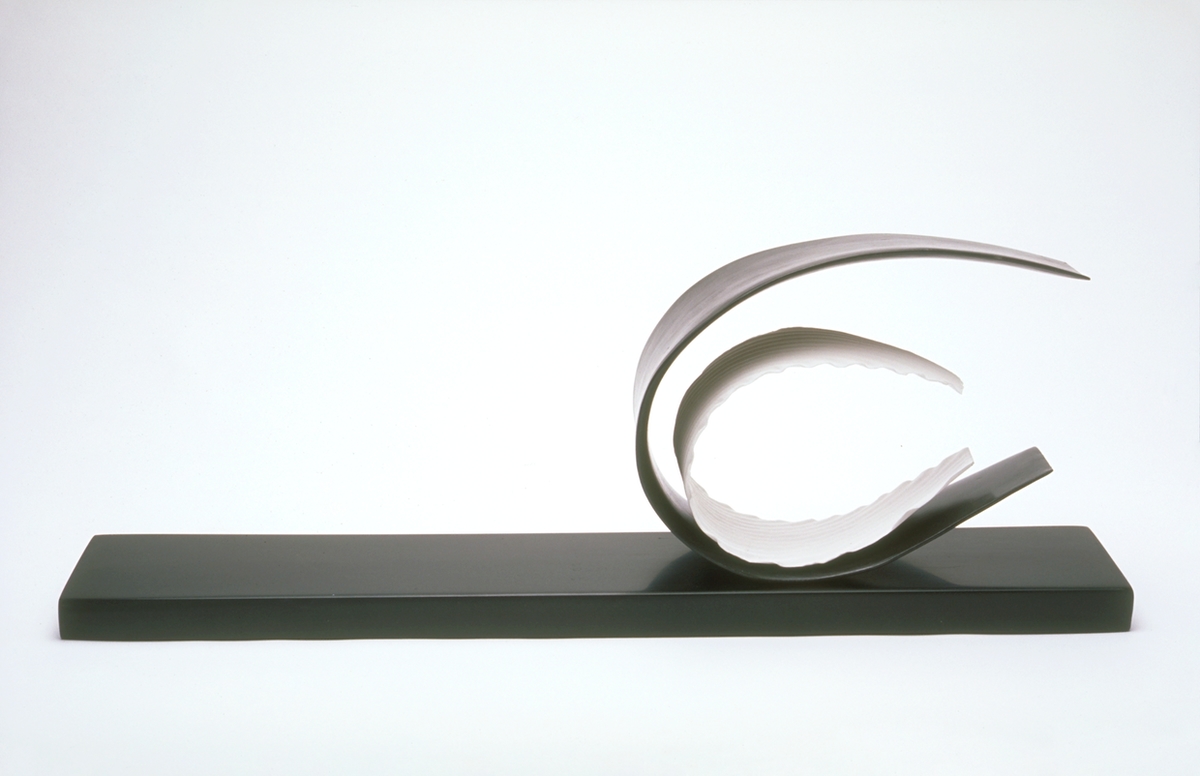 Titania Henderson, Untitled 13, 2004, porcelain and bone china, piece 1 12.0 x 18.0 x 9.0 cm, resin plinth 58.0 x 3.0 x 9.0 cm, private collection.