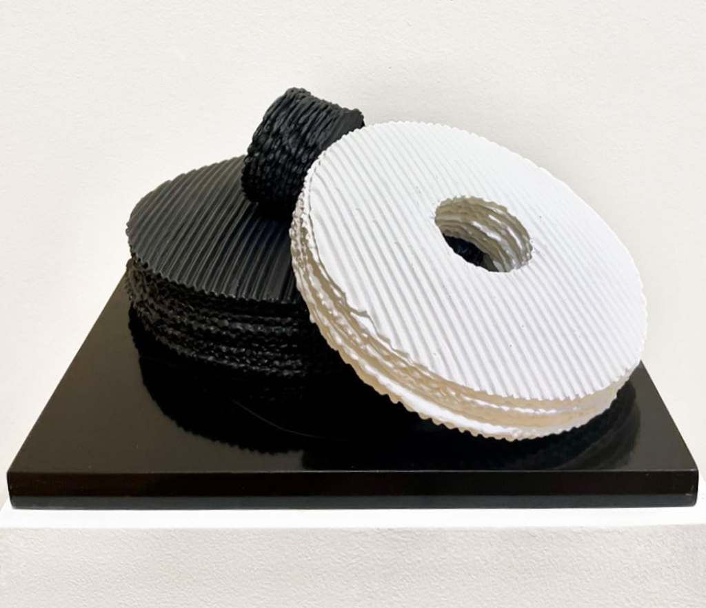 Titania Henderson, Life’s Layers, 2022, bone china porcelain and earthenware, 11.0 x 19.0 x 19.0 cm