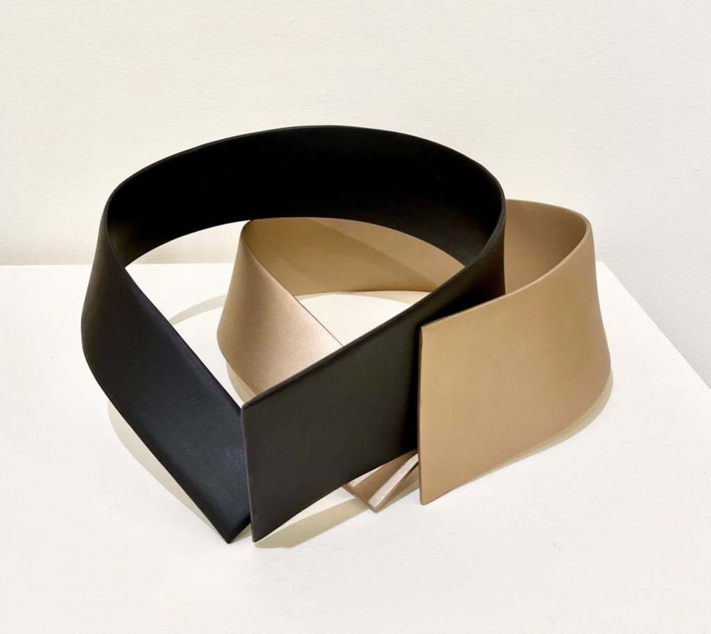 Titania Henderson, Lines No. 2, 2024, bronze and French Limoges porcelain, 12.0 x 28.0 x 20.0 cm